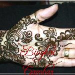gambar henna di tangan orang india