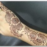 henna di lengan tangan