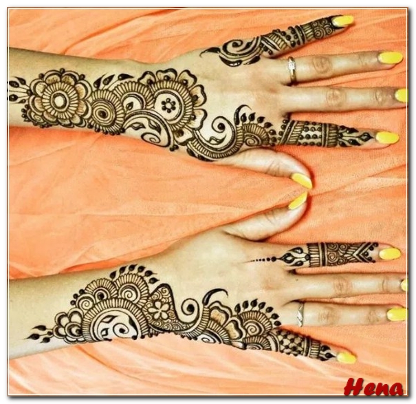 motif henna sederhana di lengan