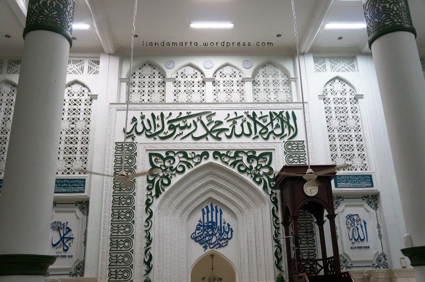 Gambar Kaligrafi Dinding Masjid